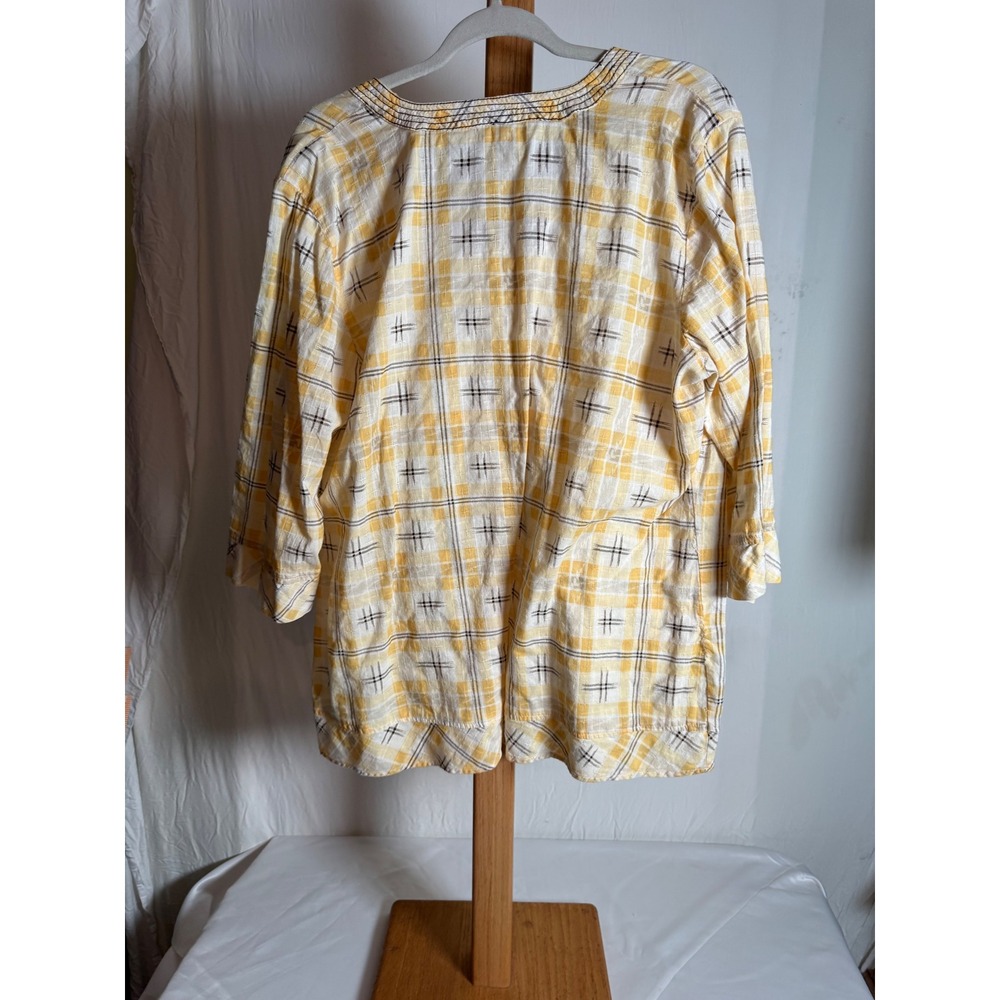 Dressbarn Woman Yellow Plaid Split V-Neck Tunic Blouse 18/20 Plus Size - Picture 2 of 4